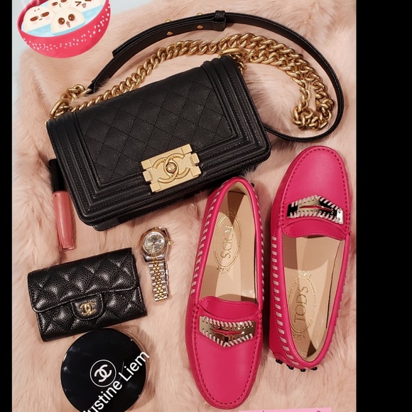 Meet your Posher, Justine - Picture 1 of 5